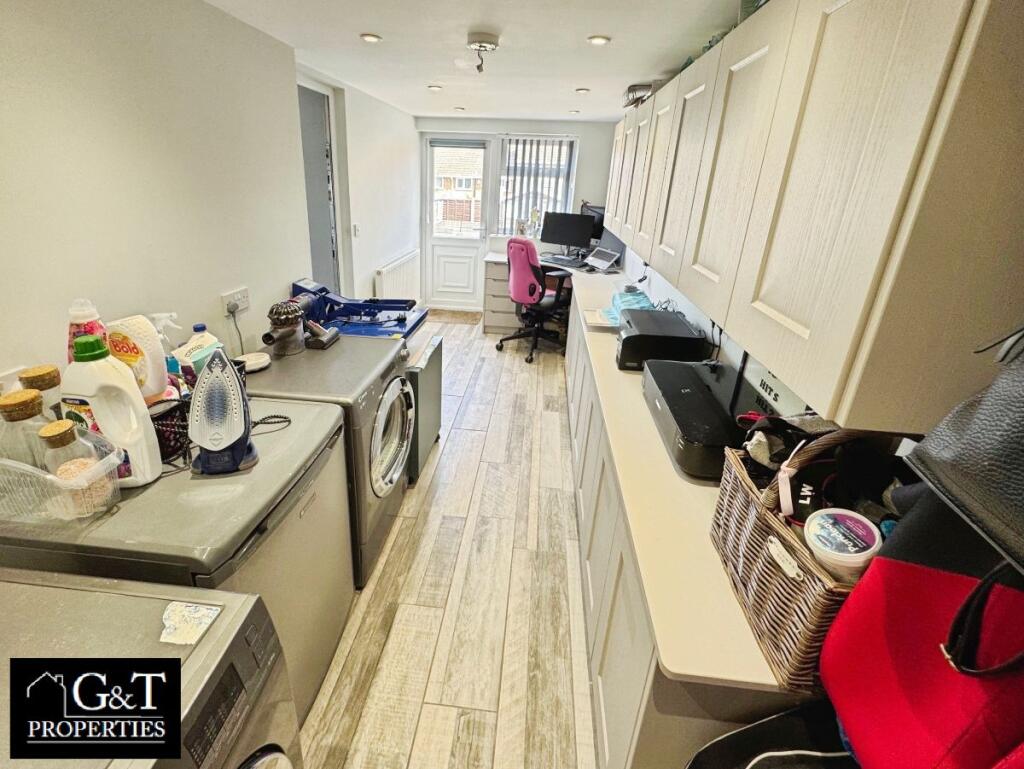 UTILITY/ OFFICE SPACE