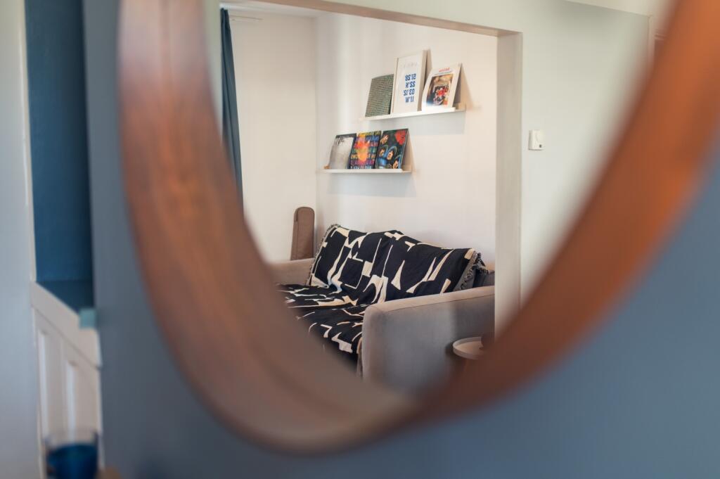 Call 02920_454555 to secure your viewing_18