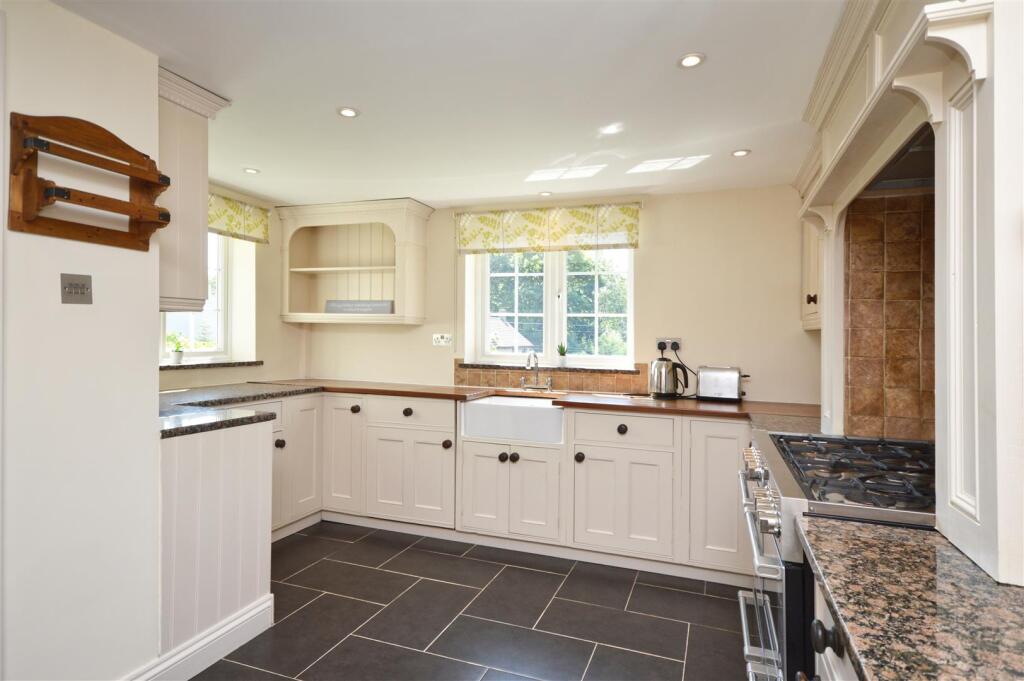 Kitchen/Breakfast Room