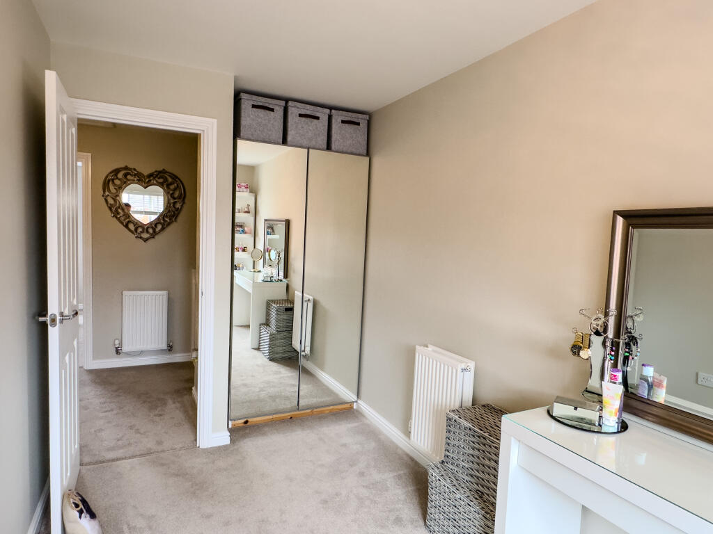 Bedroom 3 2.jpg