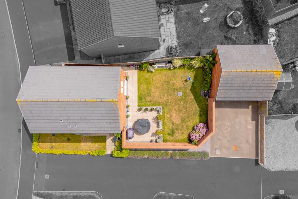 8 Swift Gardens (Kirton)-4