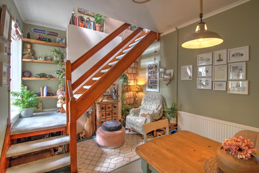 IMG_5250_1_2Interior3