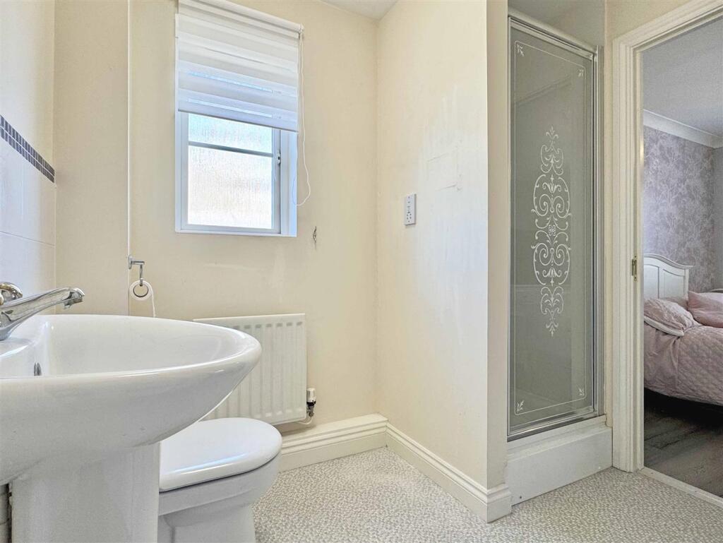 J&amp;J Shower Room.jpg