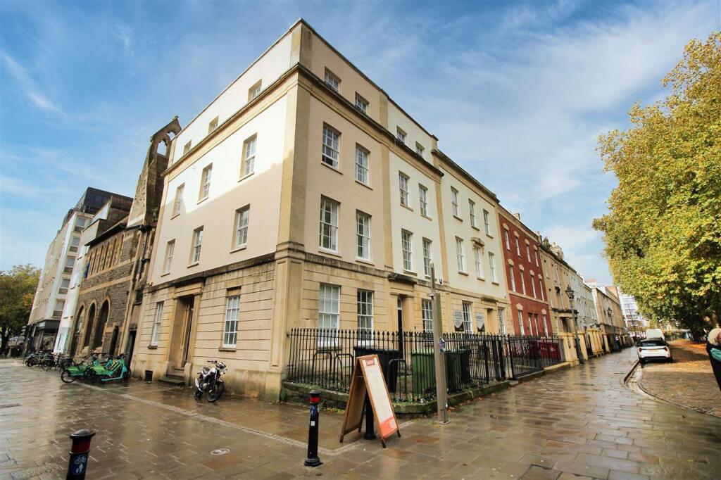 Queens Square, City Centre, Bristol