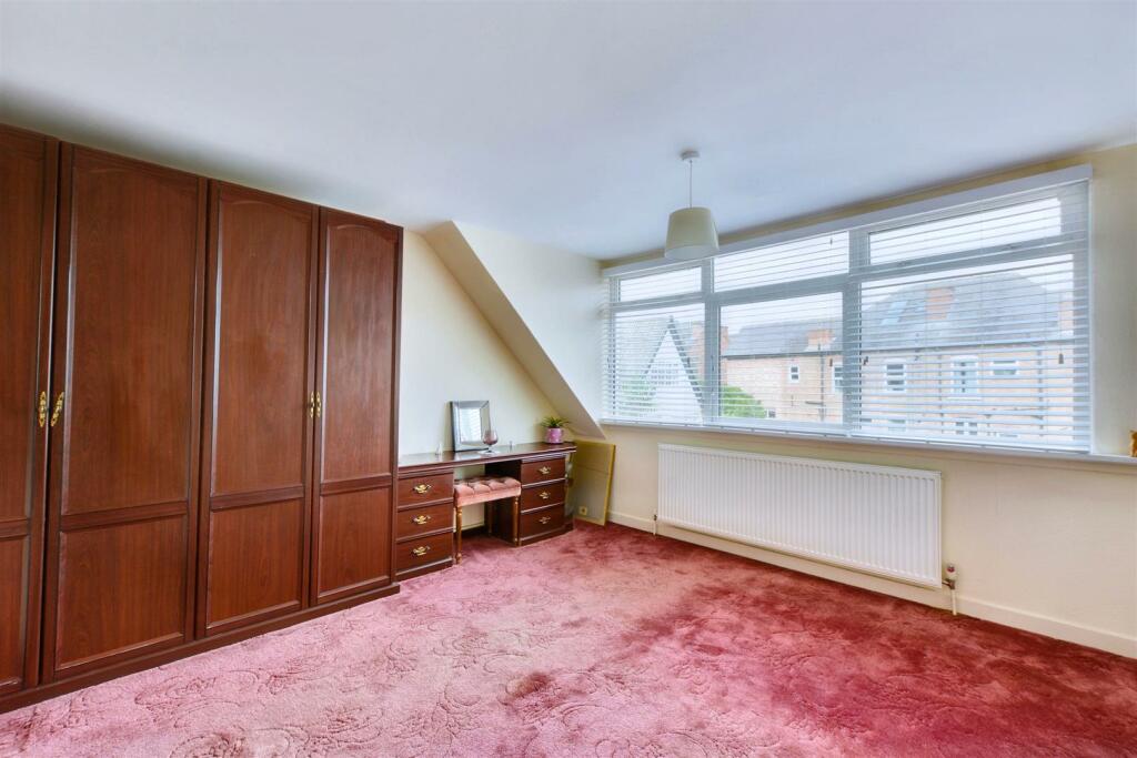 Bedroom 2_1.jpeg