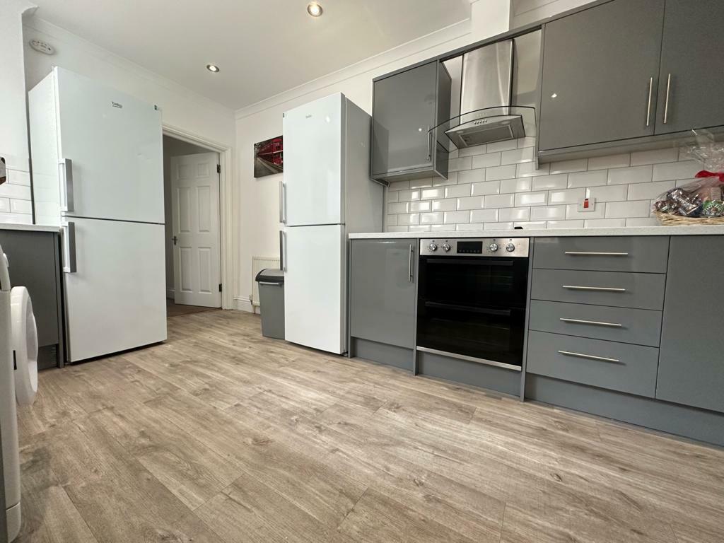 257F Kitch3.jpg