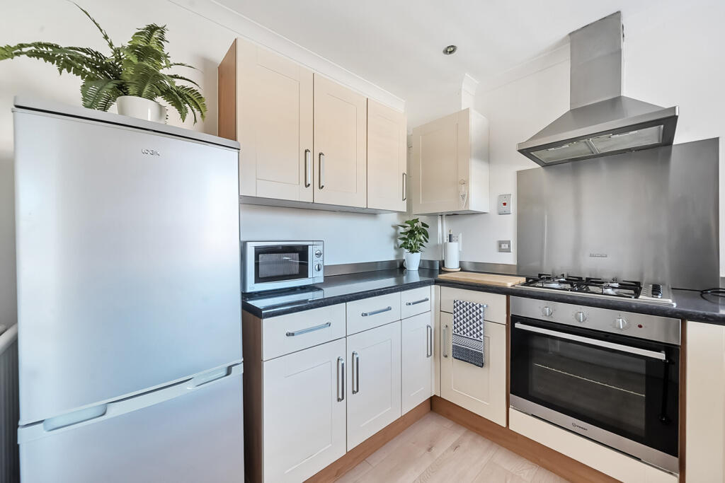 1316704-8-686278c...