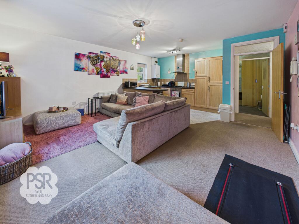 Kitchen / Living Room