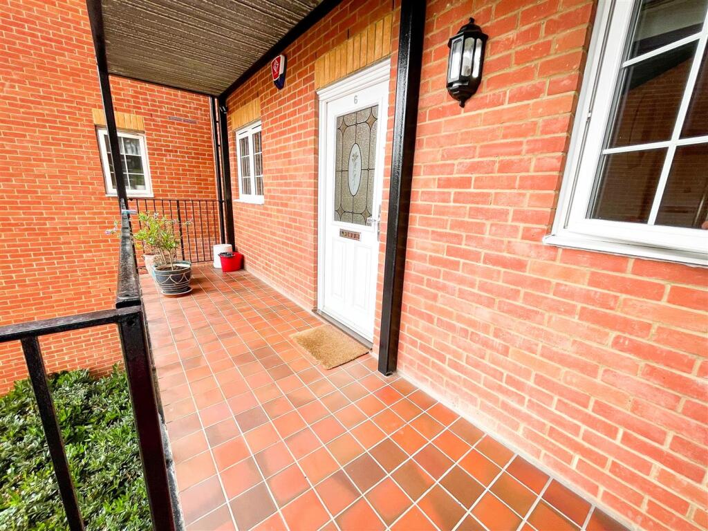 REAR ENTRANCE BALCONY