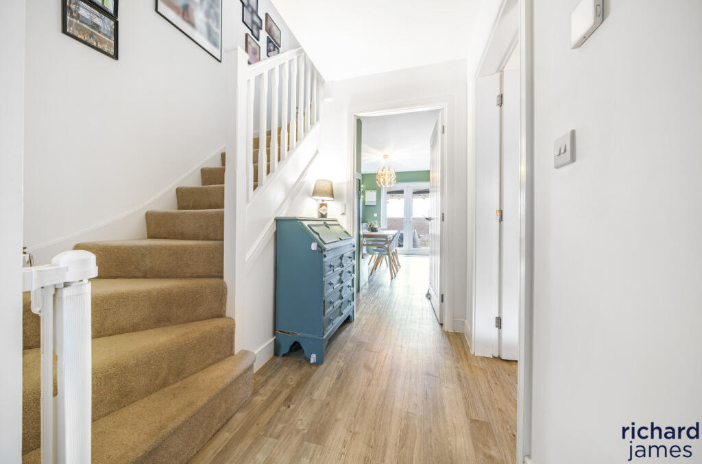 df232a1d-df3a-480...