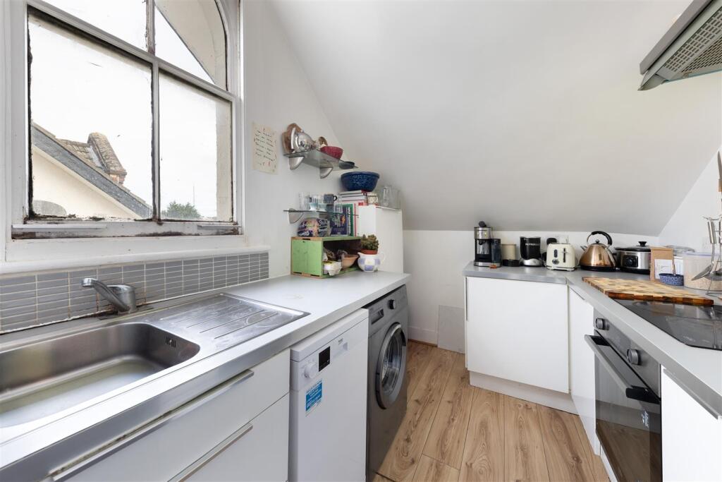 Flat 4.jpg