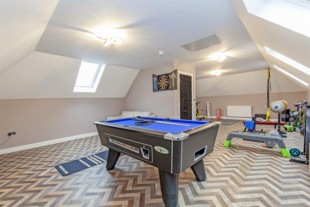 Second Floor Family Room