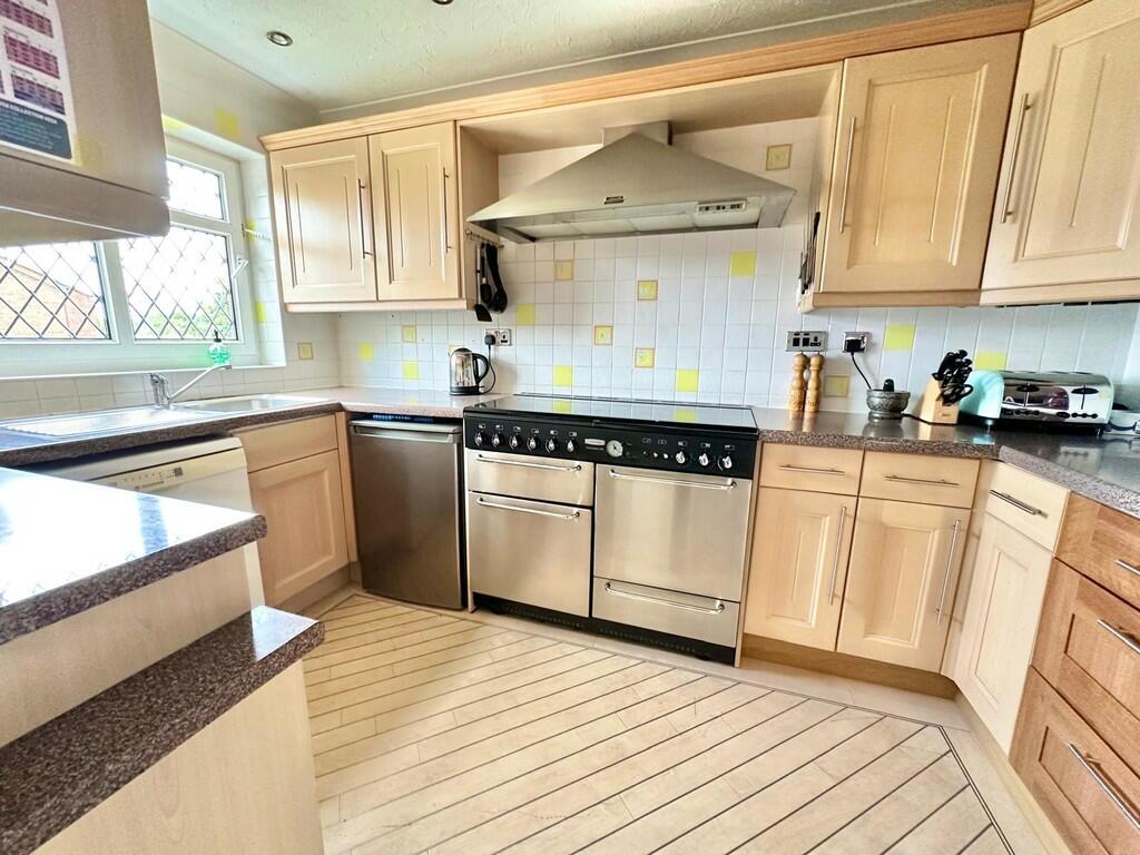 IMG-20240820-WA00...