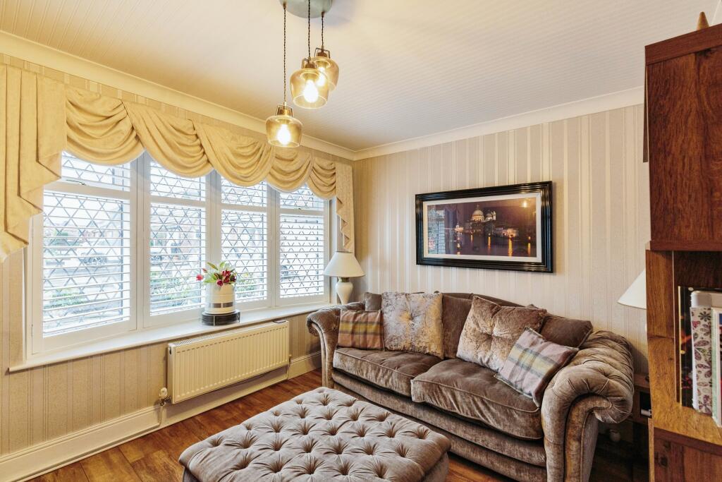 Snug / Sitting Room