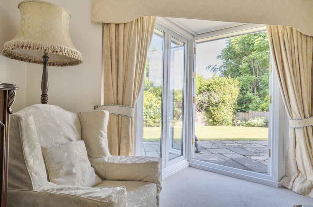 Living Room to Garden