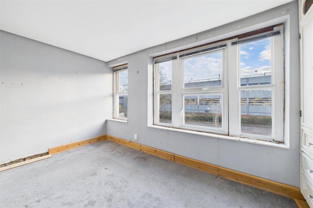 17 Kimberley Road Kingswood, Bristol, BS15 1RG | F