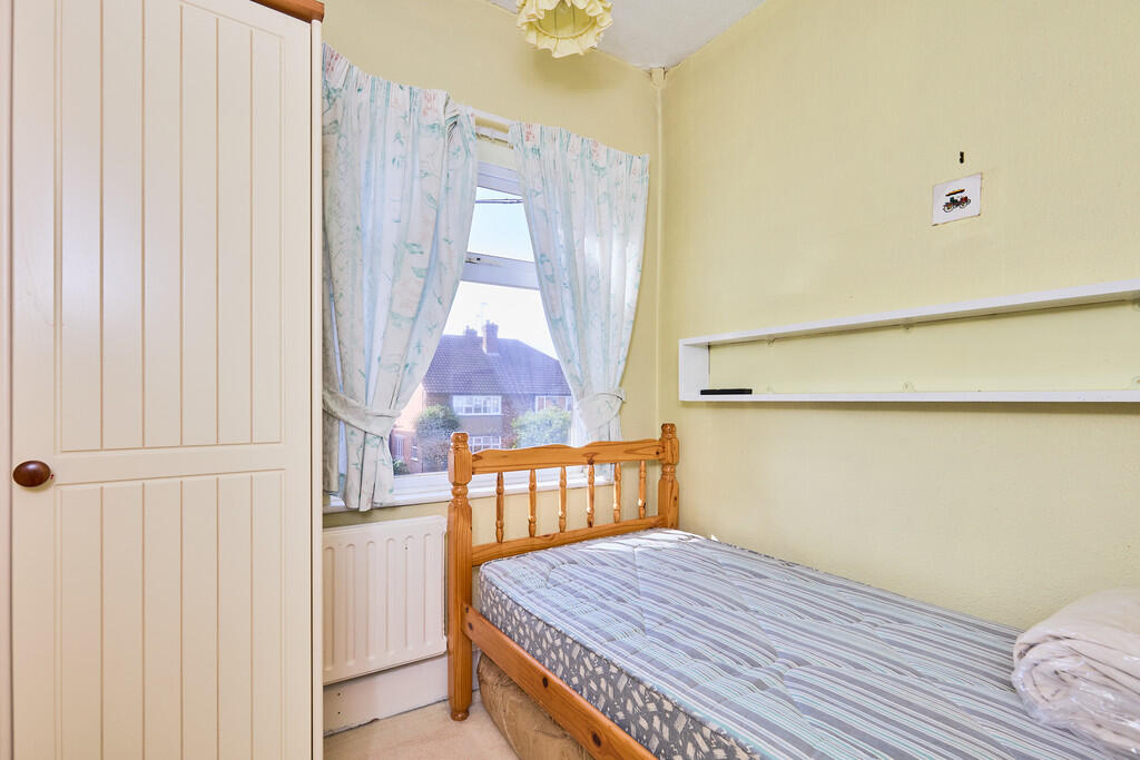 Edward Knight 202...