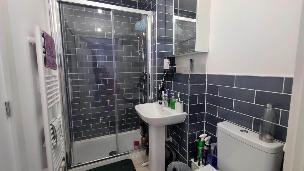 Ensuite Shower Room