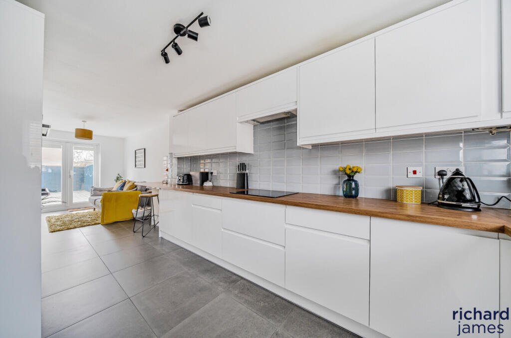 47aaede3ab004cad92ddcbb96c633e32