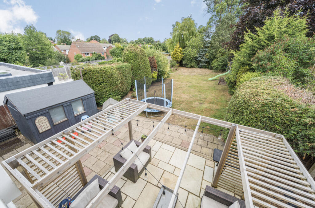 1312979-10-685b0b...