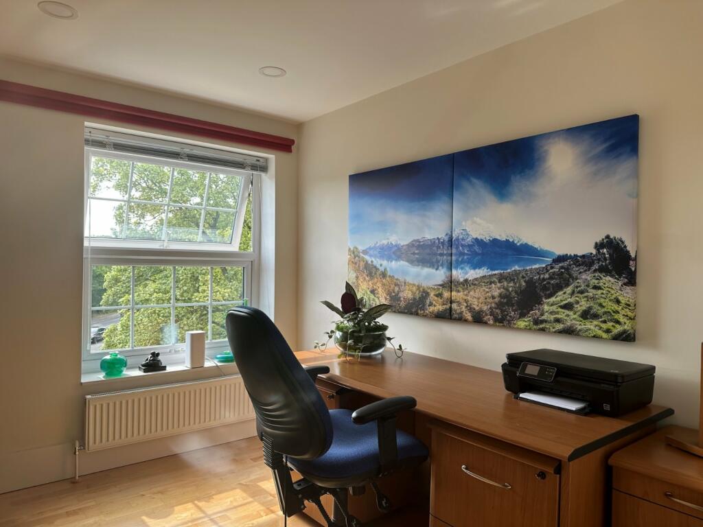 Bedroom 3/Study