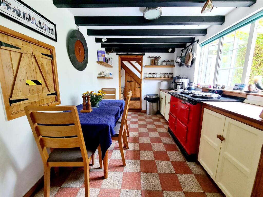 Kitchen/Breakfast Room