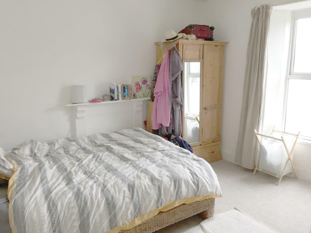 Bed 2 .jpg