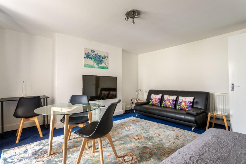 Lansdowne Place-6.jpg