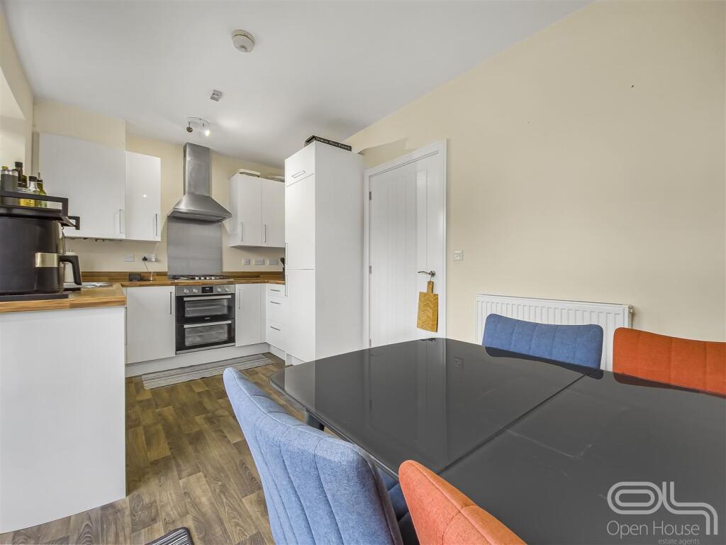 Headstock Drive (11).jpg