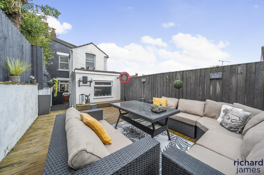 323964f0-9c30-424...