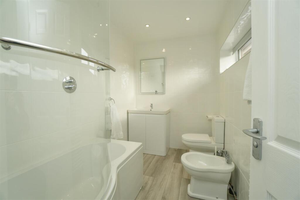 Ensuite
