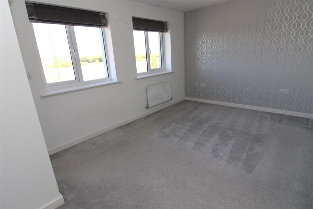 Bedroom 1. .JPG