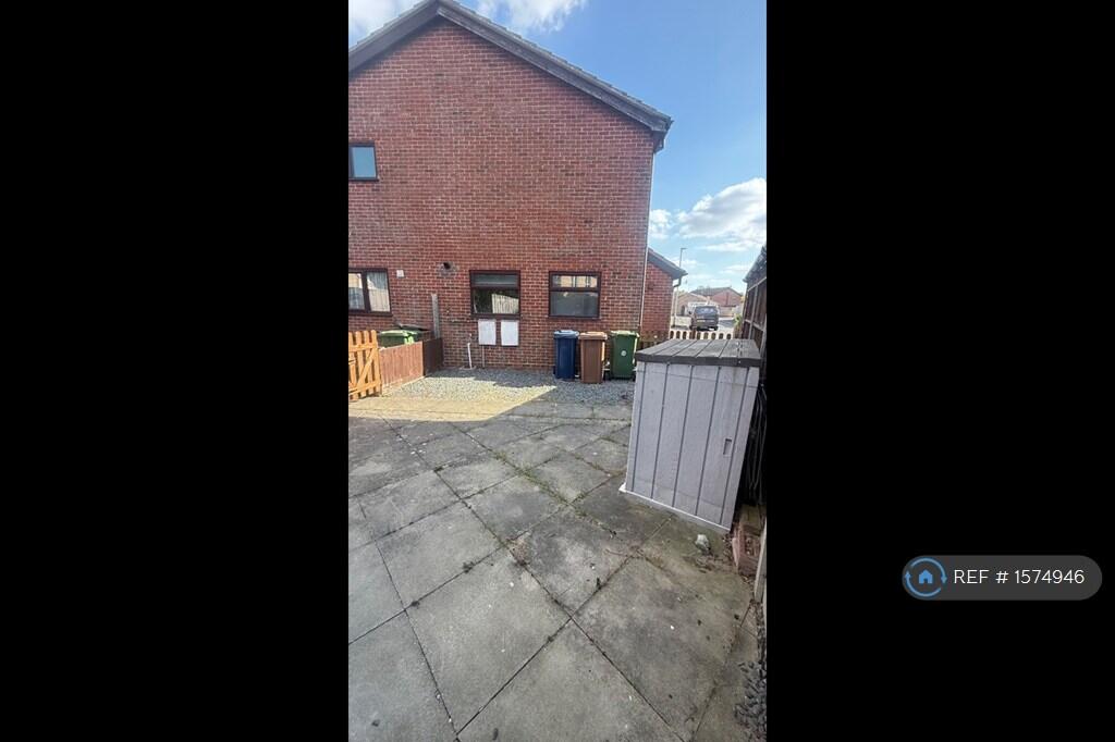 Side Patio Area
