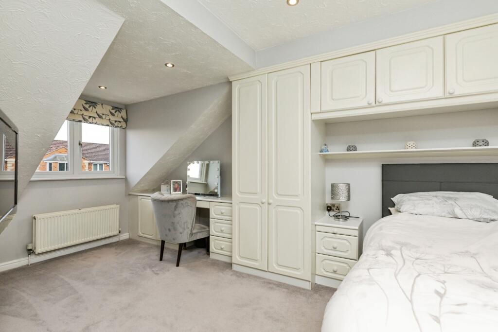 pbox-bedroom-321687.jpg