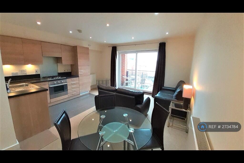 Dining/Kitchen