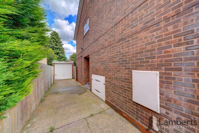 Garage &amp; Driveway