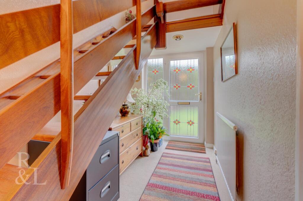 Bishop Close  (12).jpg