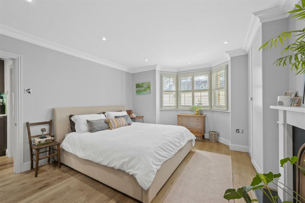 Garden Flat, 29, Homefield Road London7.jpg