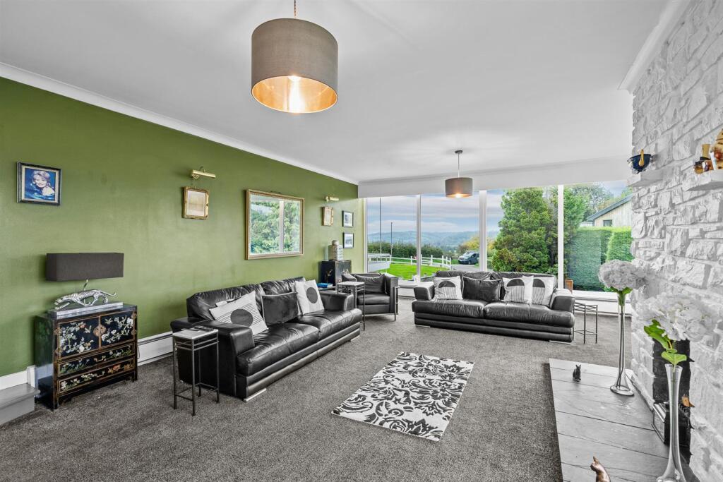 1 Parc Close-48.jpg