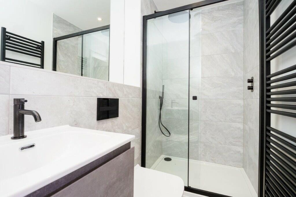 Ensuite