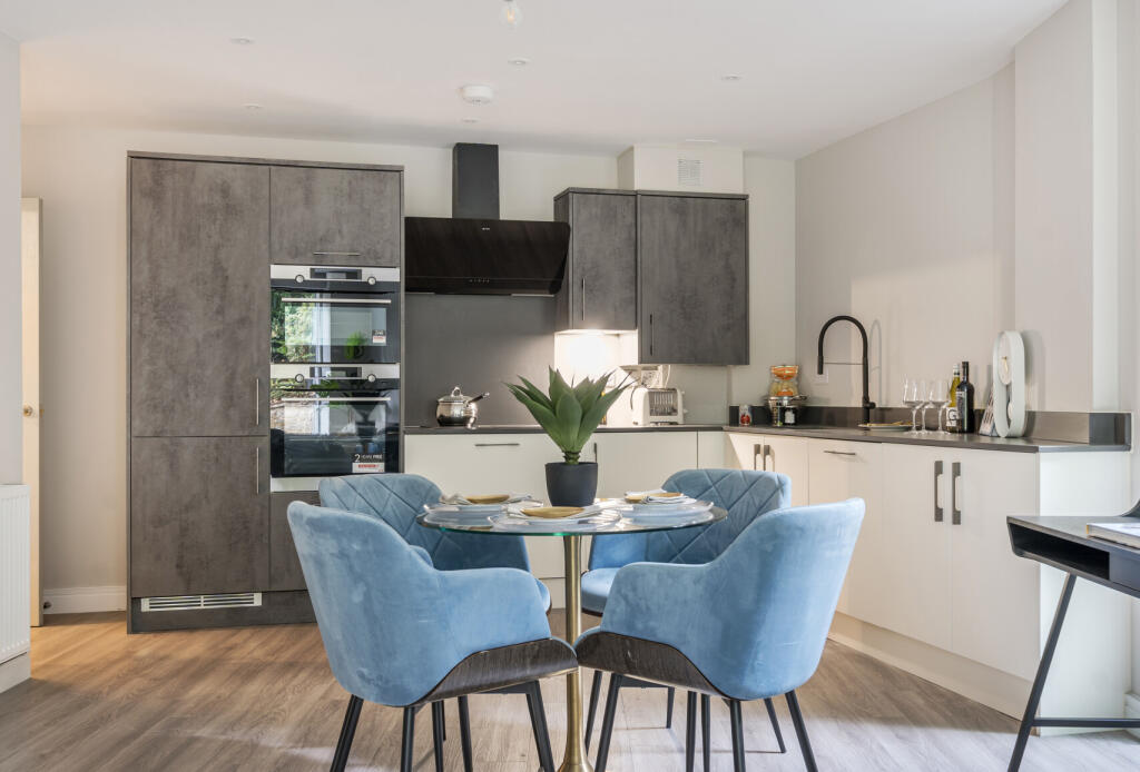 1354964-13-68cab4...