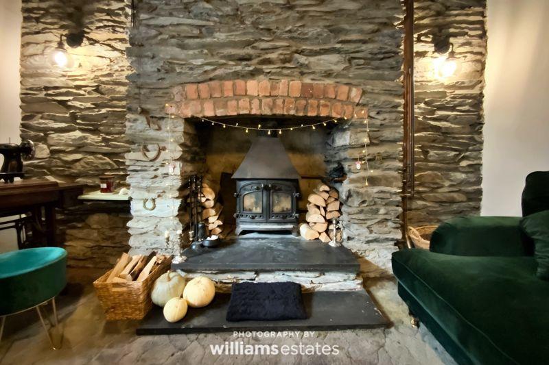 Feature Fireplace