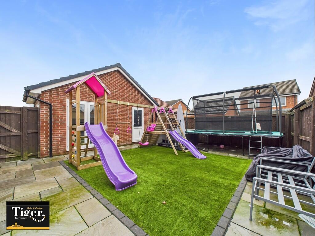 CAM02176G0-PR0507...