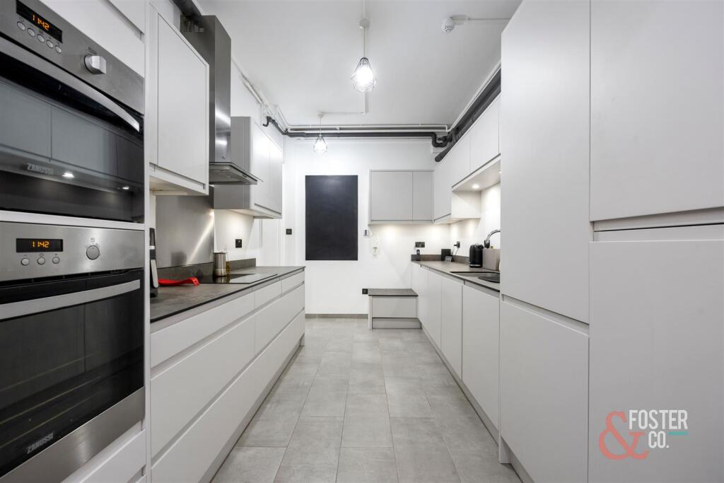 The Drive_22_Flat 11-006.JPG