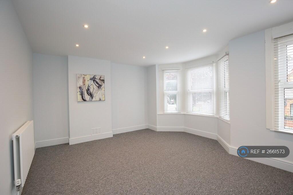 Large Lounge