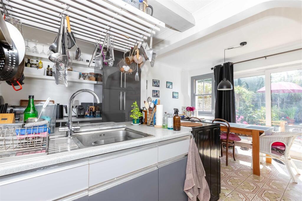 Christchurch Rd-18.jpg