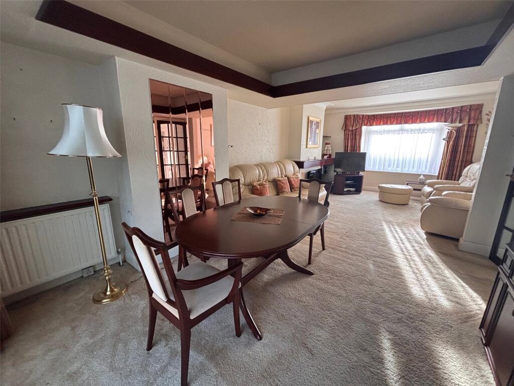 Through Lounge