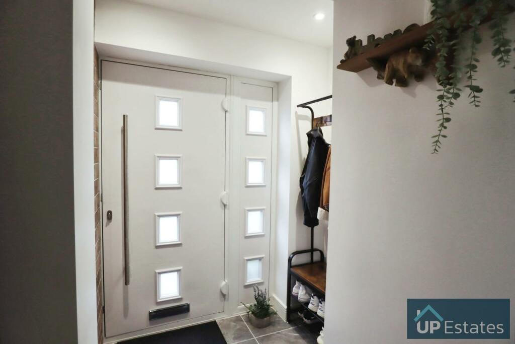 ENTRANCE HALLWAY