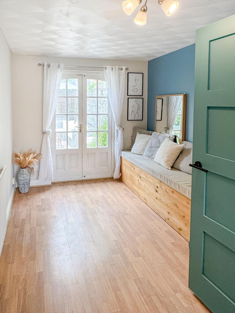 Reception/Office/Snug