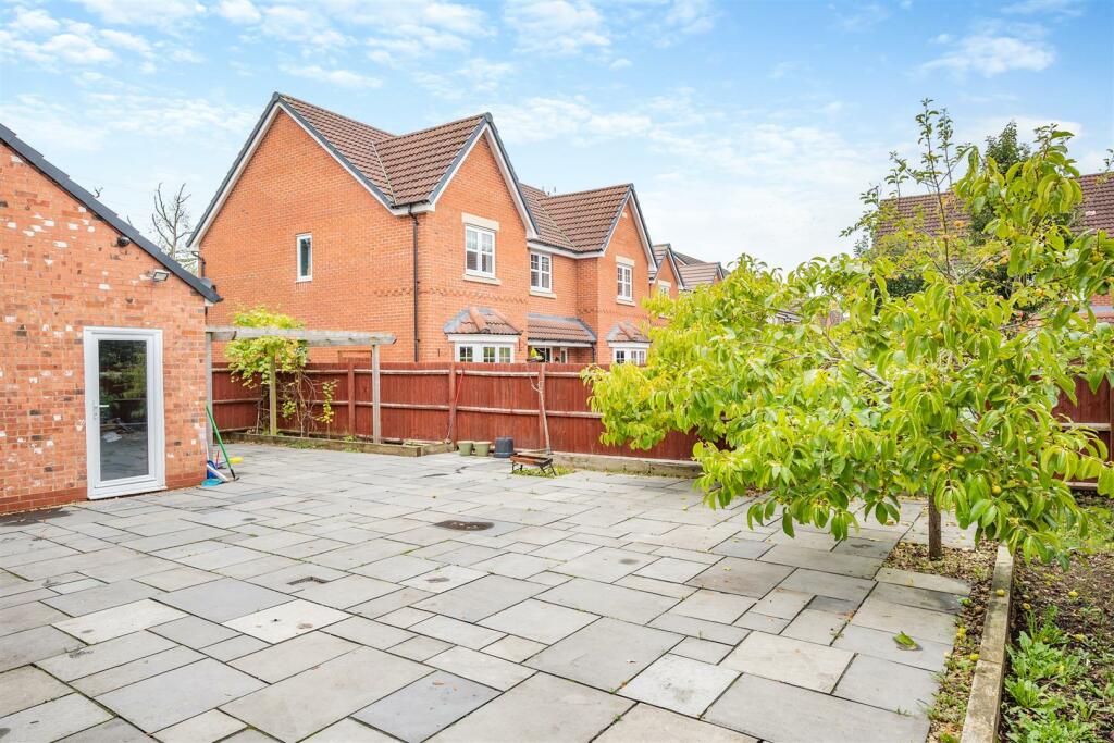 8624897-exterior09.jpg